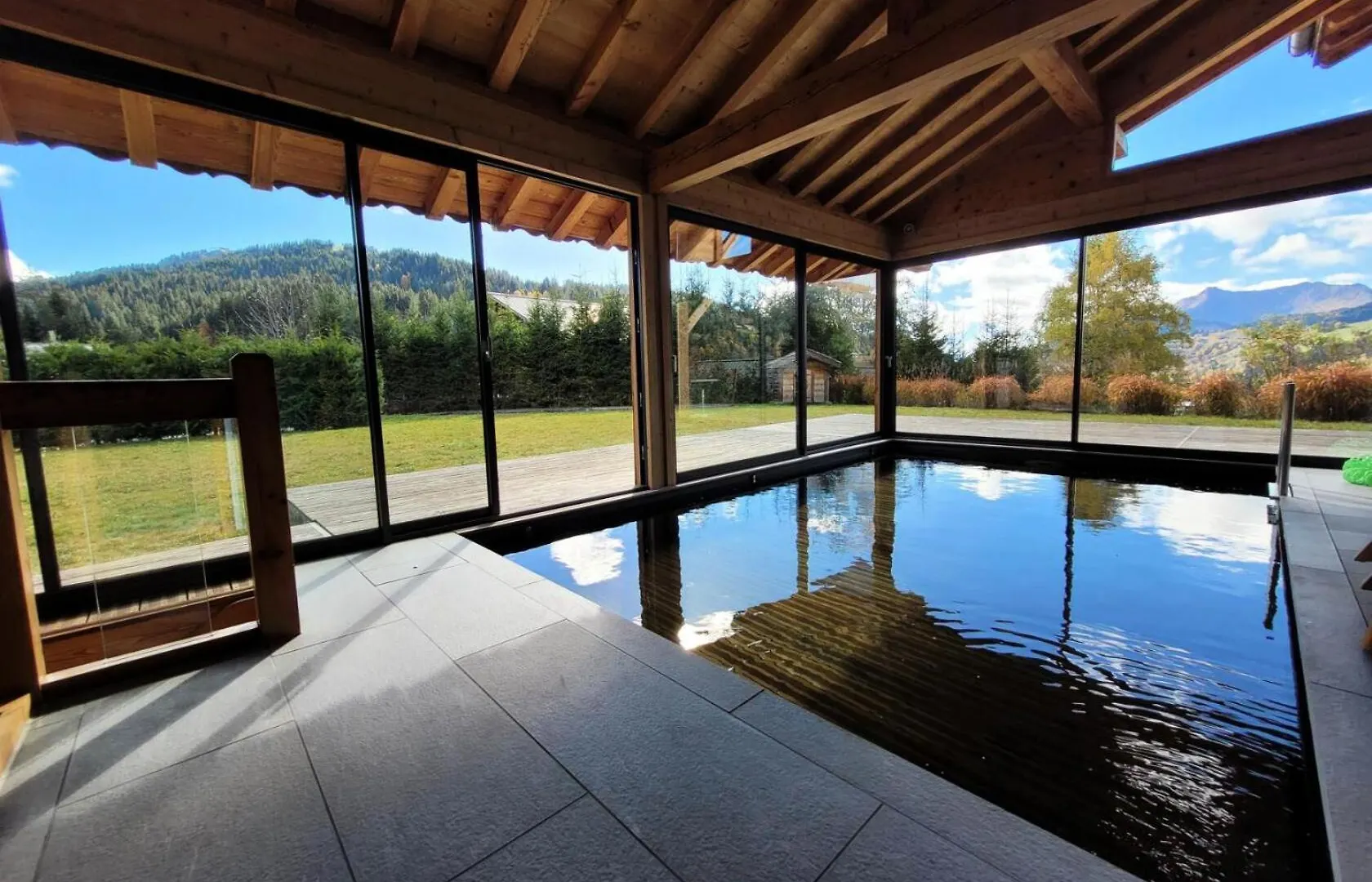 Chalet Les Sauvageons - Grand Luxe Au Coeur Des Gets, Avec Piscine & Hammam Mae-2431